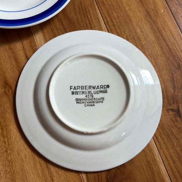 Vintage Farberware French country cobalt blue stripe plate set - Picture 2 of 4